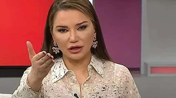 Klinik psikolog ve yazar Esra Ezmeci, kadın-erkek ilişkileri hakkında yaptığı açıklamalarla gündem olmaya devam ediyor.