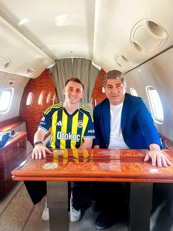 Kerem, Fenerbahçe formasını giydi.