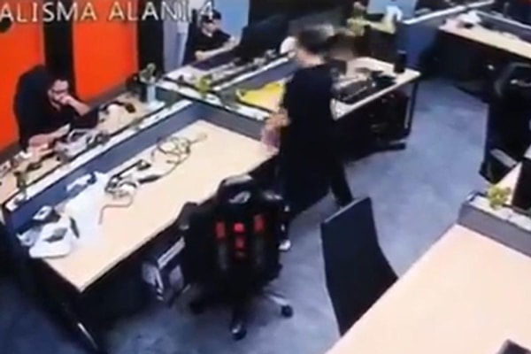 Hakkı Alkan Neden Gündem Oldu?