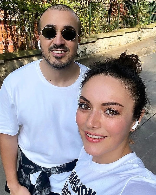 Çocukları Can için çok kez bir araya geleceklerinden eminiz, hiç şüphemiz yok. Fakat Ezgi Mola ve Mustafa Aksakallı, bu sefer Can yokken yeniden bir arada görüntülendi.
