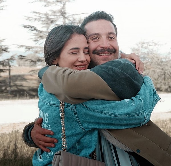 TRT 1'in ilgiyle izlenen dizisi Gönül Dağı'nın merakla beklenen yeni sezon afişi yayınlandı.