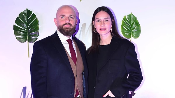 Yasemin Özilhan, 2011 yılında iş insanı İzzet Özilhan ile evlenerek oyunculuk kariyerini sonlandırmış ve ailesine odaklanmıştı.