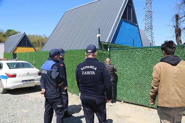 Geçtiğimiz mart ayında Sakarya’daki bir bungalovda bulunan gizli kamera düzeneği skandalı ortaya çıkarmıştı.