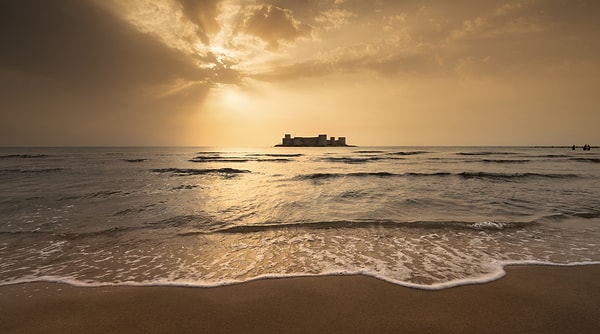 4. Kızkalesi Beach – Erdemli, Mersin