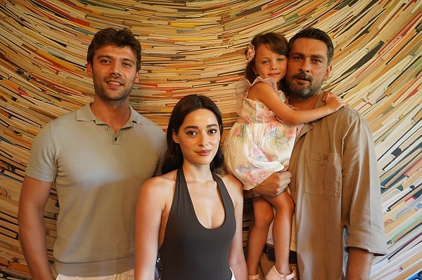 Aynadaki Yabancı Bölümler ve Sezonlar