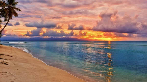 8. Sedir Island (Cleopatra Beach) — History and turquoise sand