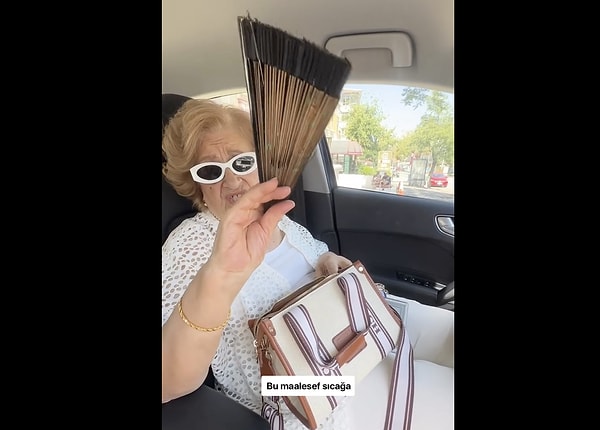 Örgü yünleri yerine iskambil kartları