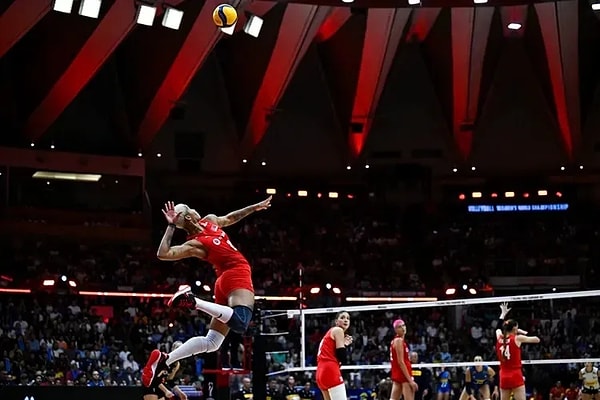 Kutlama planları valilik yasağına takıldı.