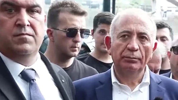 İstanbul İl Başkanlığı’nda yapılan kongre mahkemeye taşınmış ve il başkanı Özgür Çelik görevden alınarak yerine Gürsel Tekin kayyum olarak atanmıştı.