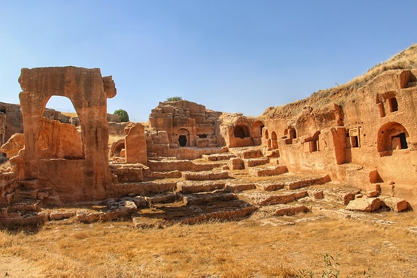 Dara Ancient City: Where History and Sunset Meet