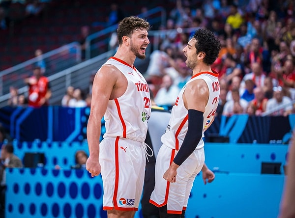 Türkiye’nin EuroBasket kupa yürüyüşü sürüyor.