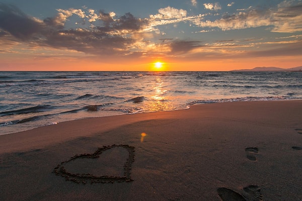 İçmeler Beach: Sunset Near Marmaris Centre