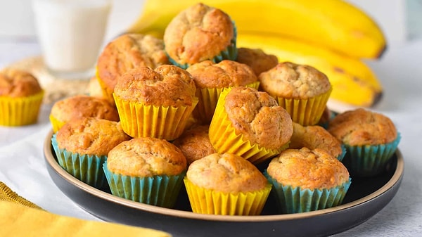 4. Muzlu Mini Muffin ve Simit Halkaları