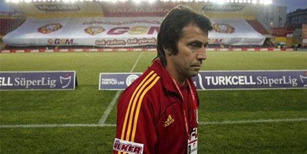 Bülent Korkmaz 40 yaşında Galatasaray teknik direktörü oldu.
