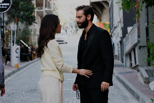 Yeni sezon heyecanı, tüm oyuncu kadrosu ve ekip tarafından birlikte izlenen ilk bölümle taçlandı.