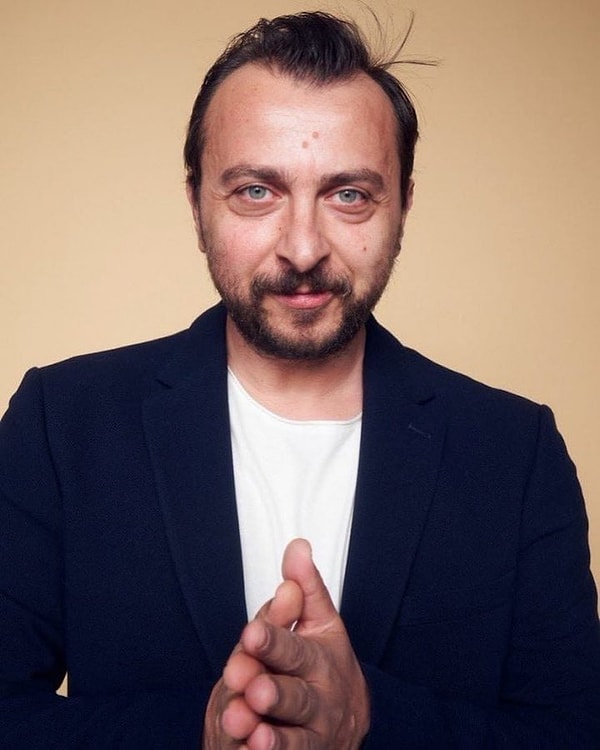 Ali Atay, HBO Max'ın kara komedi türünde iddialı projesiyle izleyici karşısına çıkmaya hazırlanıyor.