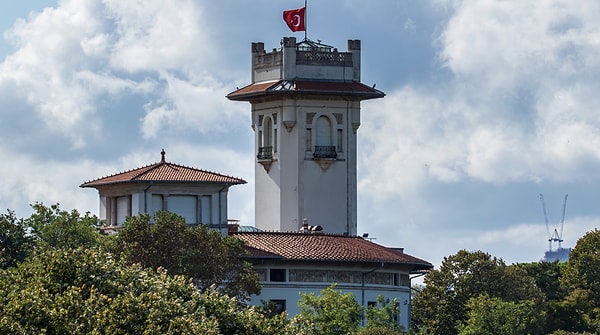 3. Khedive Palace and Park
