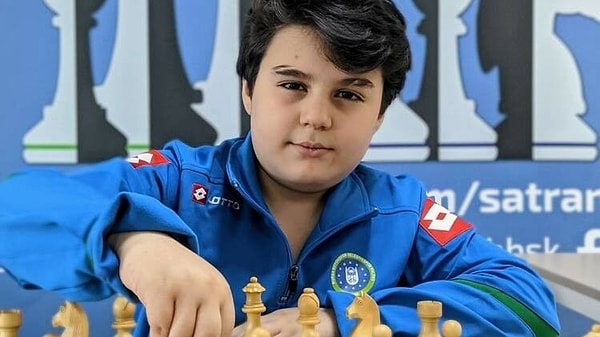 Yağız Kaan Erdoğmuş, satranç dünyasında adını şimdiden altın harflerle yazdırmaya başladı bile!