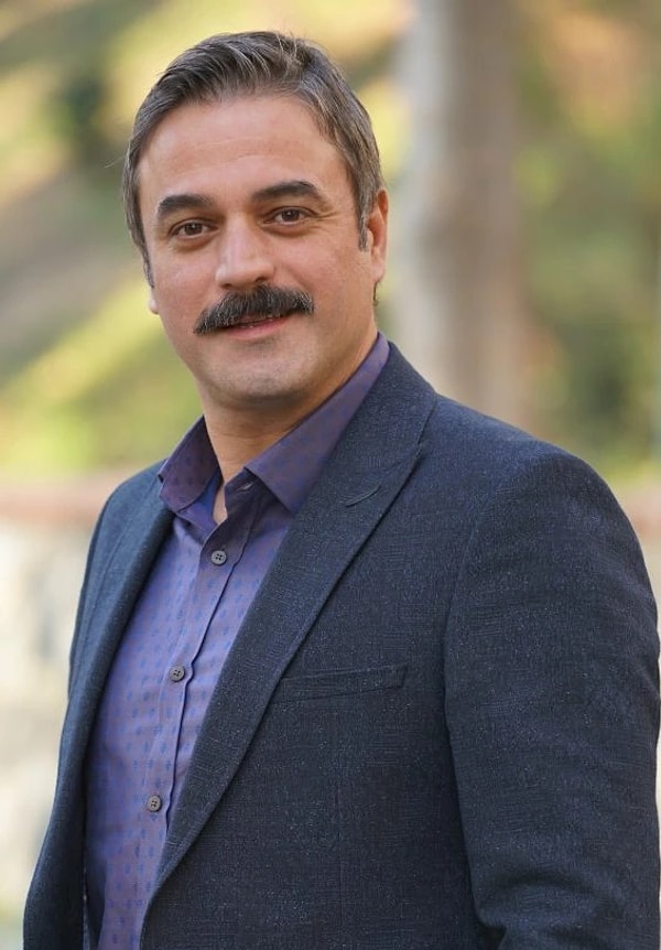 Geçtiğimiz gün birçok haber kaynağı, Ufuk Özkan’ın evinde intihar girişiminde bulunduğunu yazmış, ünlü oyuncunun sevenlerini endişelendirmişti.