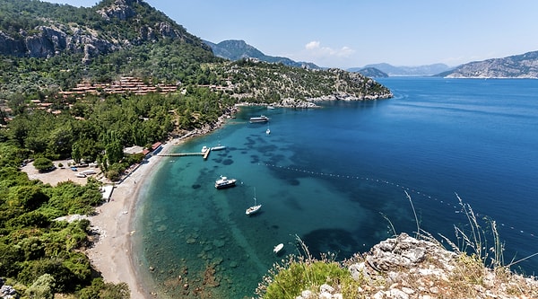 10. Hidden bays and boat routes