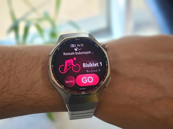 Her iki model de bisiklet tutkunları için Sanal Bisiklet Gücü özelliğini destekliyor.