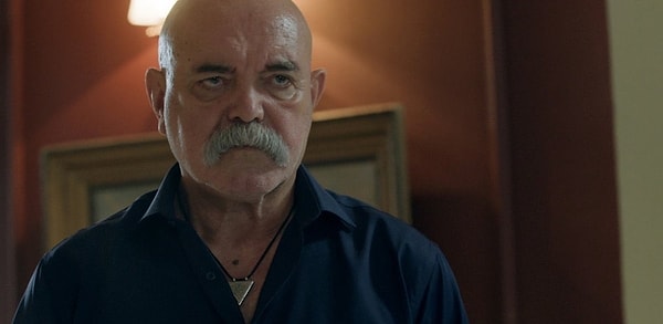 Zülfikar Karslı rolüne hayat veren Ercan Kesal’ın flashback sahnelerinde yapay zekaya başvuruldu.