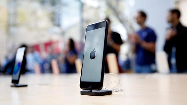 Apple'dan iOS 26 için şarj açıklaması geldi.