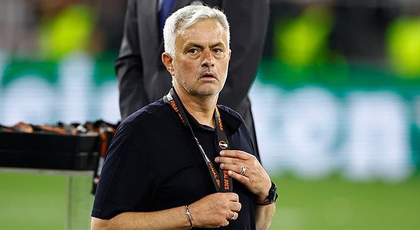 Jose Mourinho, Benfica iddialarına ilk kez cevap verdi.