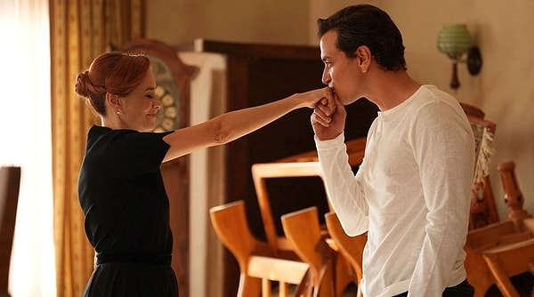 NOW TV ekranlarında başlayan Kıskanmak dizisi, ilk bölümüyle izleyicinin ilgisini yakalamayı başardı.