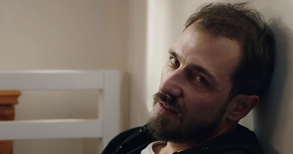 İlk ihtimal elbette Mustafa!