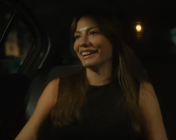 Demet Özdemir’in hayat verdiği Nisan karakterinin kardeşi olan Afra’nın ölümü geceye damga vuran olaylardandı.