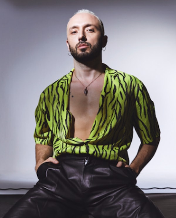 Mabel Matiz'in Perperişan Şarkısına Neden Erişim Engeli Getirildi?