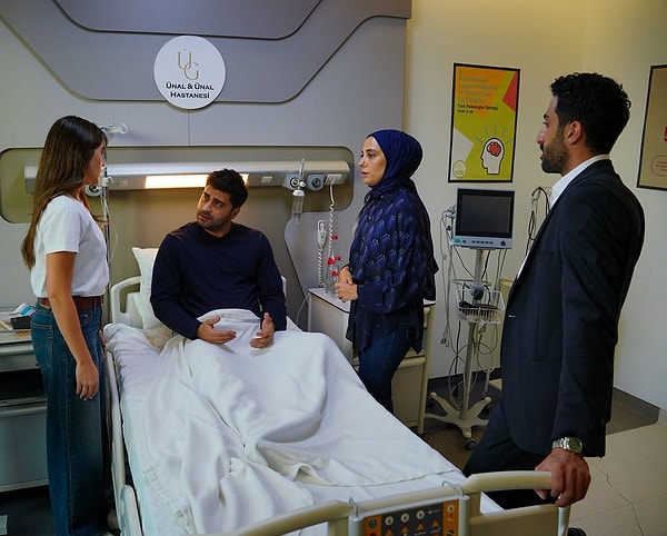 Fatih’in hastanede yattığı görüntüler de “Doğa-Firaz aşkı Fatih’in rüyası mı” dedirtti.