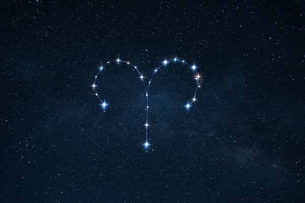 İnatçı ve rekabetçi Koç burcu ile başlıyoruz!