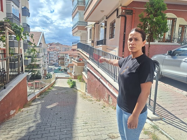 DHA'ya konuşan Nazlıcan Aygün, Yiğit Cem'in tek çocuğu olduğunu ve 78 gündür adalet aradığını belirterek şunları söyledi: