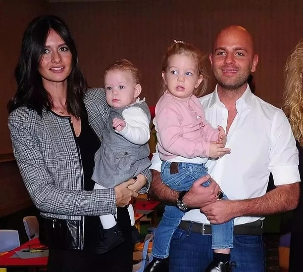 Yasemin ve İzzet çiftinin Emine ve Ela adında iki kızları dünyaya geldiğinde ise, bu bağlar adeta pekişti. Hatta ilk kızlarına Emine adını vermeleri, kayınvalide-gelin ilişkisinde “tatlı bir jest” olarak yorumlandı.