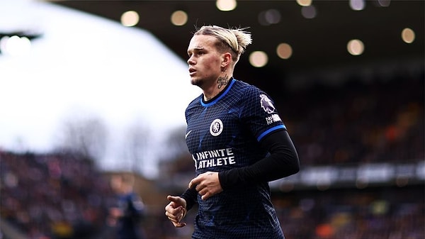 Mykhailo Mudryk, 100 milyon Euro'ya Chelsea'ye transfer olarak büyük sükse yaratmıştı.