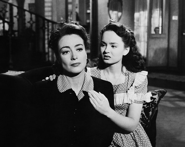 11. Mildred Pierce (1945)