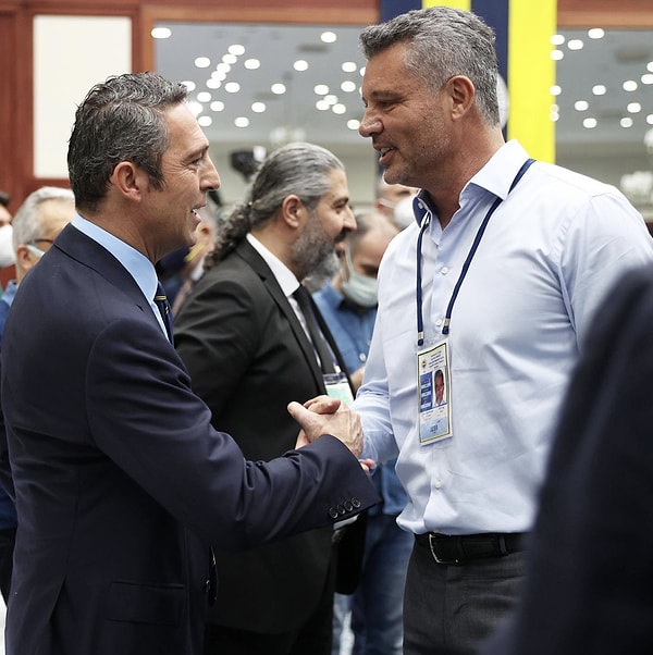 Fenerbahçe Kulübü’nün seçimli olağanüstü genel kurulunda oy verme işlemi bugün tamamlandı.