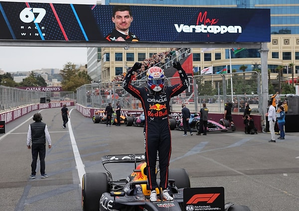Grand Prix'i Red Bull'un Hollandalı pilotu Max Verstappen kazandı.