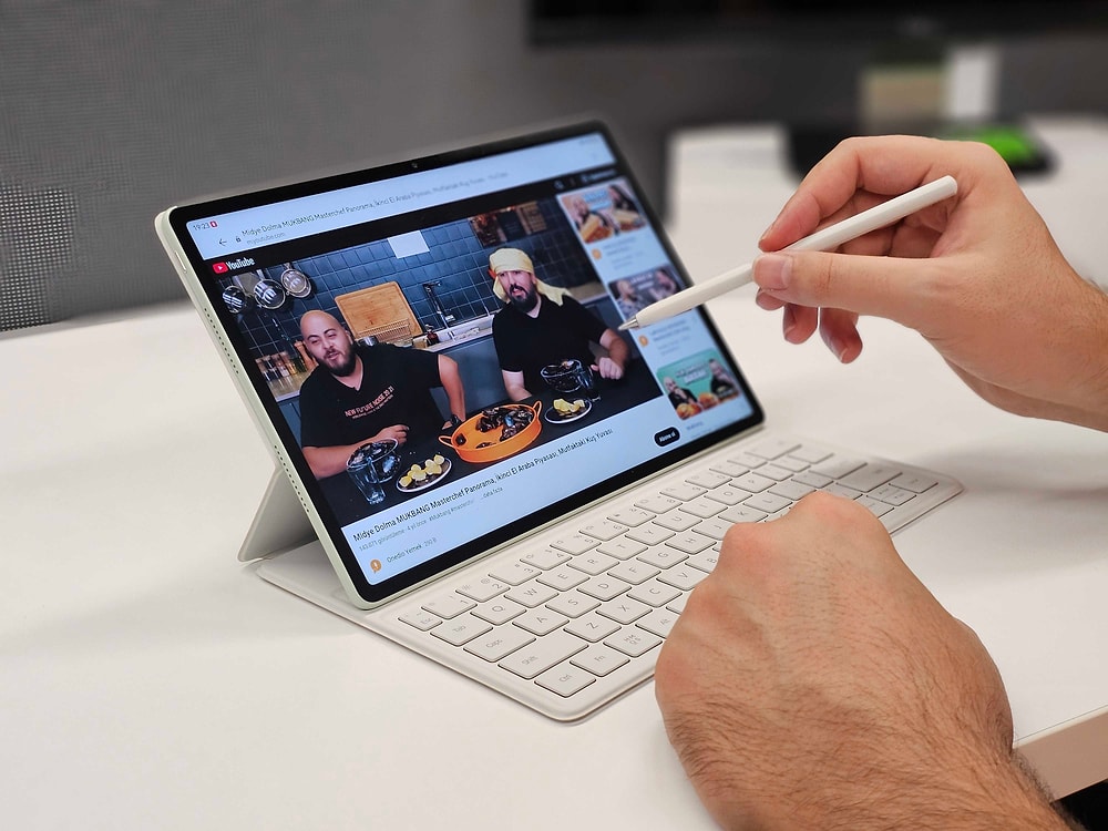 Yaratıcılık ve Üretkenliği Aynı Gövdede Buluşturan Tablet: Huawei MatePad 12 X