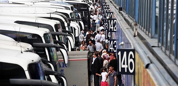 3. Molalarda kendini başka bir hikayenin içinde bulmak.