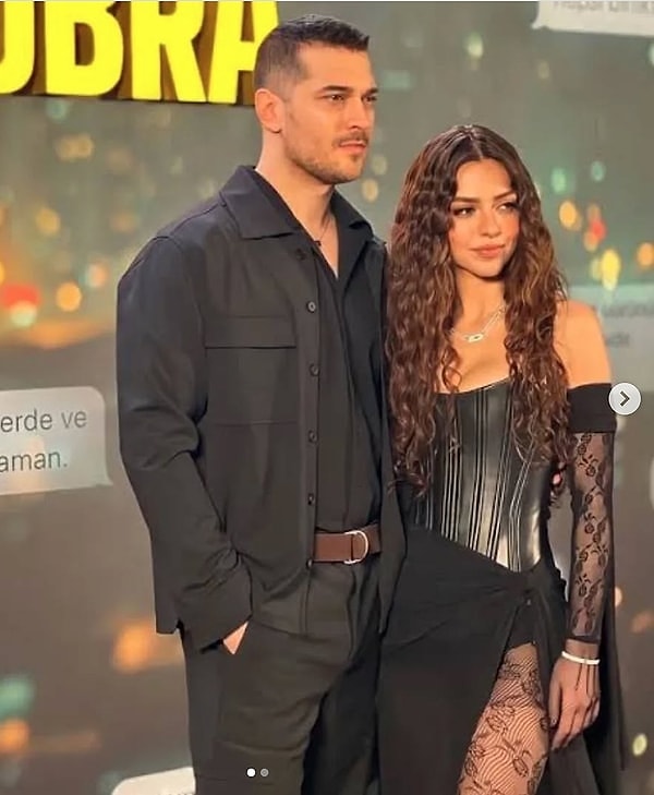 Çağatay Ulusoy'dan hamle gecikmemişti. Hemen sevgilisini takibe alan Çağatay Ulusoy, bunca zaman çizgisini hiç bozmadı.