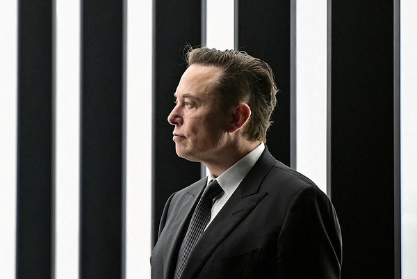 Elon Musk’un babası için yaptığı açıklamalar yeniden gündem oldu.