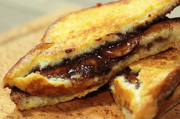 2. Leyla Toast — A Sweet Toast Experience
