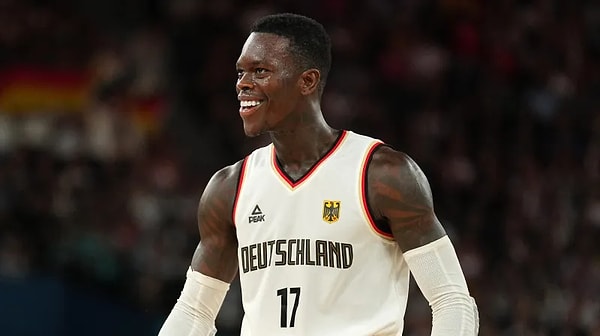 Dennis Schörder, turnuvaya damga vurarak Almanya'ya şampiyonluğu getirmişti.