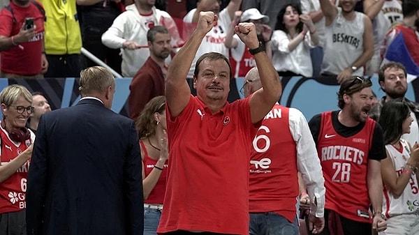 Ergin Ataman, Schröder'den özür beklemediğini dile getirdi.
