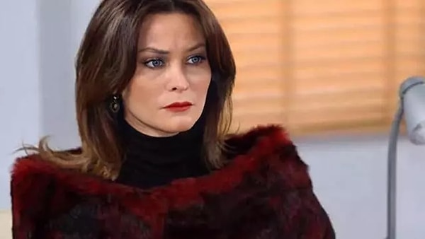 Türk televizyon efsanesi Kurtlar Vadisi'ndeki Nesrin karakterini muhakkak hatırlarsınız.
