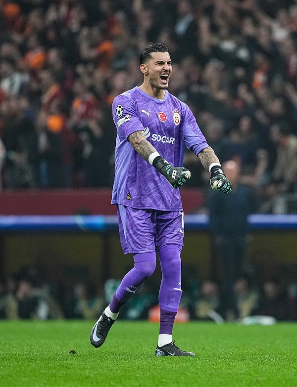 Uğurcan Çakır'ın transferi büyük ses getirmiş ve Şampiyonlar Ligi 'nin bu tercihte etkili olduğu söylenmişti.