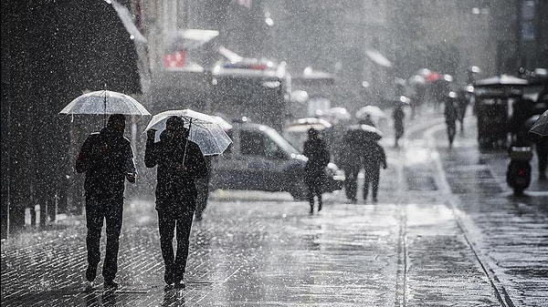 Meteoroloji Danışmanı Prof. Dr. Orhan Şen, canlı yayında şu ifadeleri kullandı: